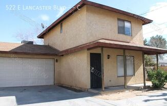 522 E LANCASTER BLVD