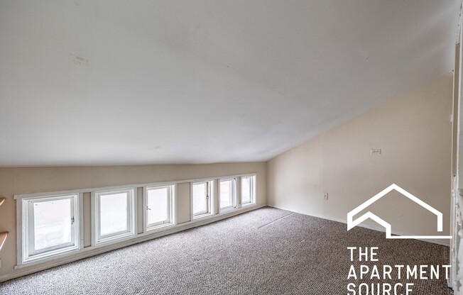 1501 W Fullerton Ave, Chicago IL 1R