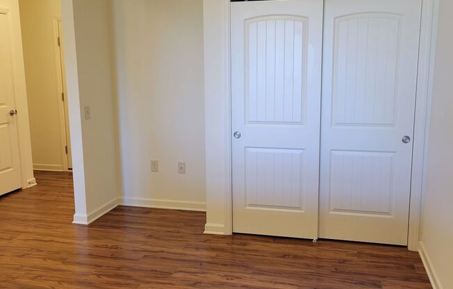 Studio, 1 bath, 579 sqft, $1,325, Unit SU110207