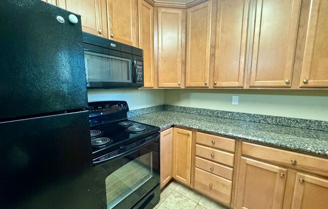 2 beds, 1 bath, $1,650, Unit # 85