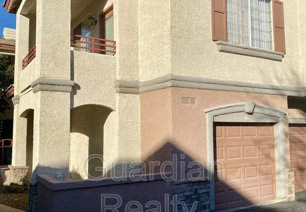 10220 PENRITH Avenue