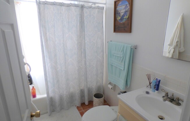 1140 COMMONWEALTH AVE