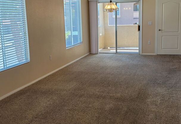 Charming 2-Bedroom, 2-Bath Condo in Cliff Shadow