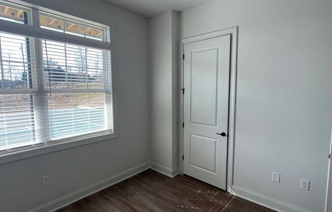 1 bed, 1 bath, 859 sqft, $1,600, Unit A103