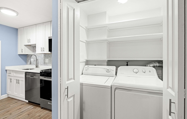 526 E 5 ST