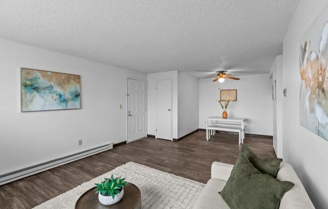 1 bed, 1 bath, 570 sqft, $1,177, Unit G-203