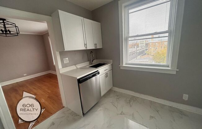 1 bed, 1 bath, $1,650, Unit 4664-3R