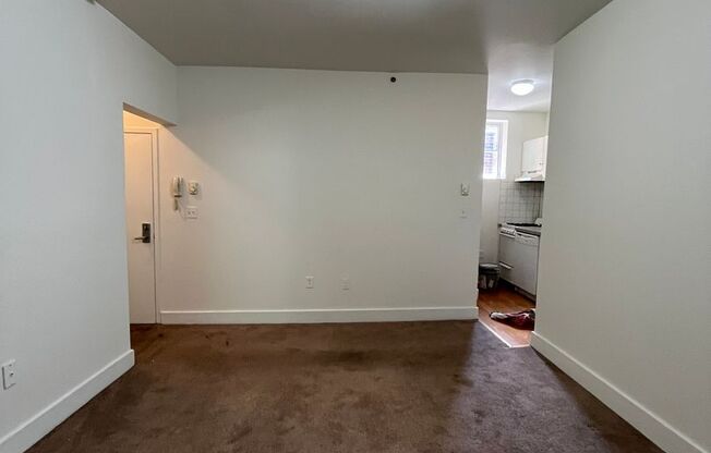 330-332 S. Juniper St