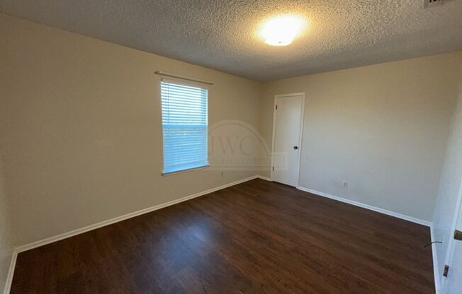 2 beds, 1 bath, $795, Unit 810 N. 5th St Unit B