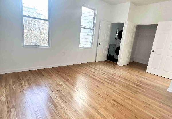 313 NEW YORK AVE