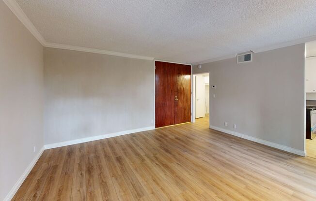 Studio, 1 bath, 450 sqft, $1,950, Unit 05-302