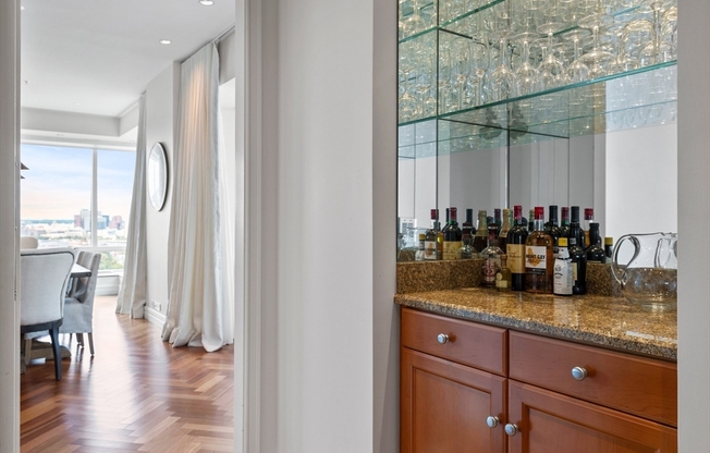 4 beds, 3.5 baths, 3,246 sqft, $35,000, Unit 19E