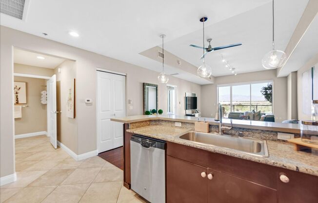 1 bed, 1 bath, $2,499