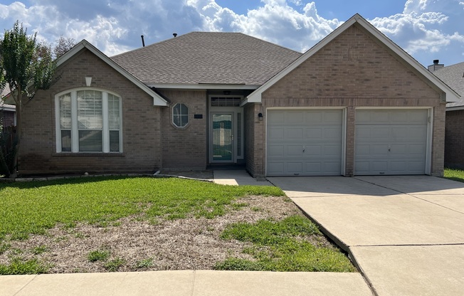 6114 OAKWOOD TRL