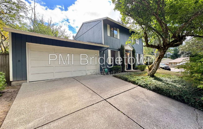 702 SW 6 CT