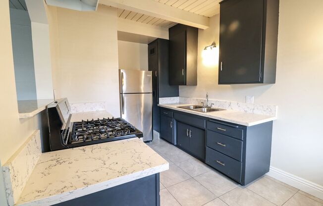 1 bed, 1 bath, 567 sqft, $1,925, Unit 15