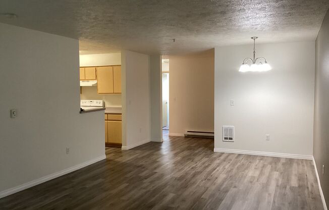 3 beds, 2 baths, 1,100 sqft, $1,500, Unit B104