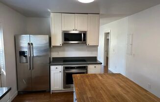 3 beds, 2 baths, 1,250 sqft, $3,995