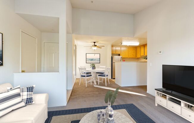 1 bed, 1 bath, 700 sqft, $1,750, Unit 1011