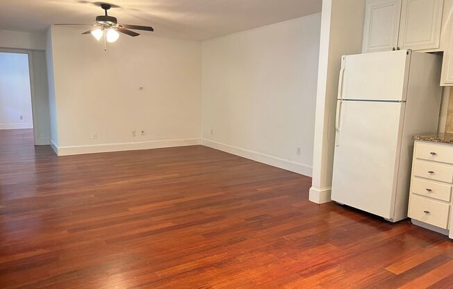 2 Bed | 2 Bath First Story Condo in Cameron Village!