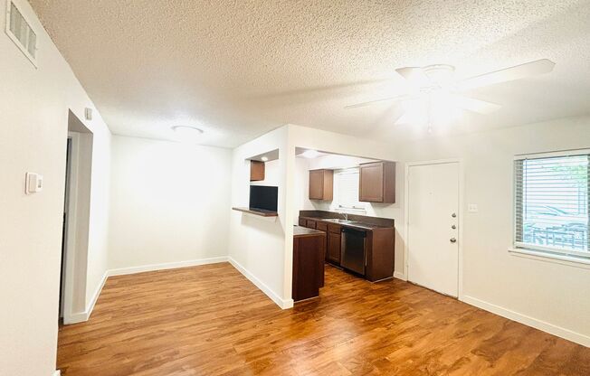 1 bed, 1 bath, 572 sqft, $1,299, Unit WIL-127