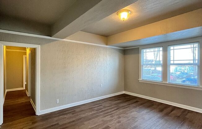 2 beds, 1 bath, $1,645, Unit 001