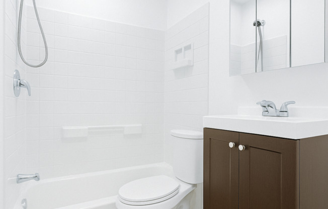 335 W 79 ST