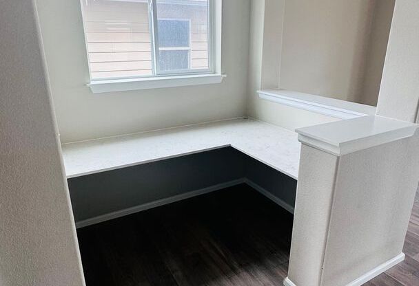 4 bedroom 2.5 bath