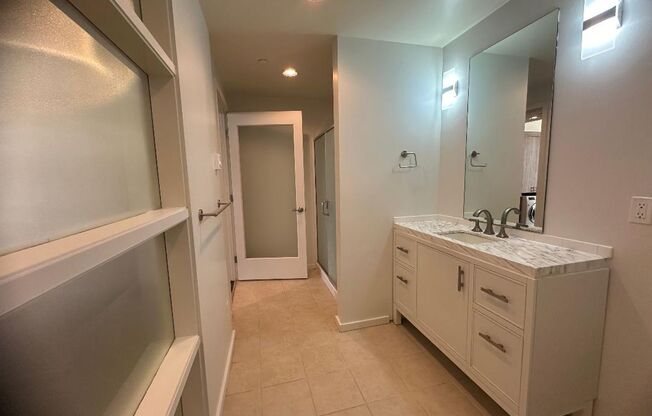 Studio, 1 bath, 625 sqft, $1,999