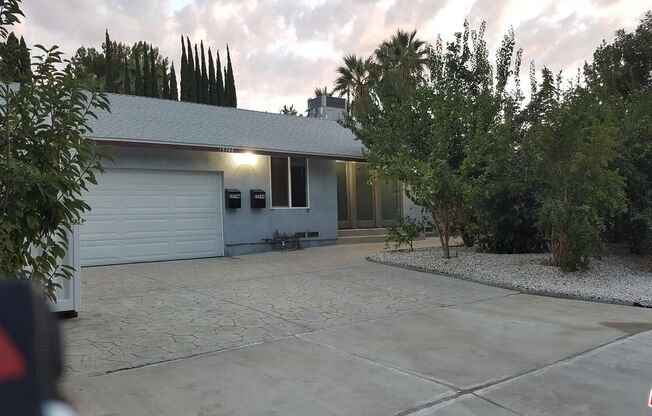 15746 MAGNOLIA