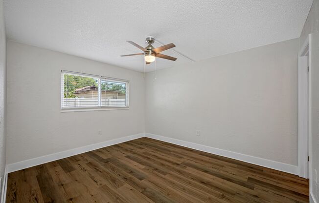 1 bed, 1 bath, 550 sqft, $1,280, Unit 13