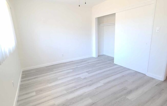2 beds, 1.5 baths, 950 sqft, $2,800, Unit 4