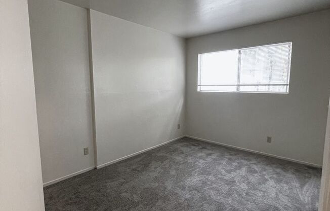 1 bed, 1 bath, $1,945, Unit Q