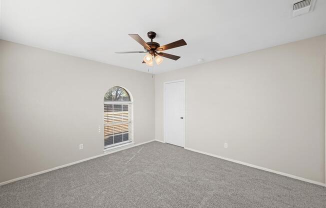 4 beds, 2 baths, 2,019 sqft, $2,450