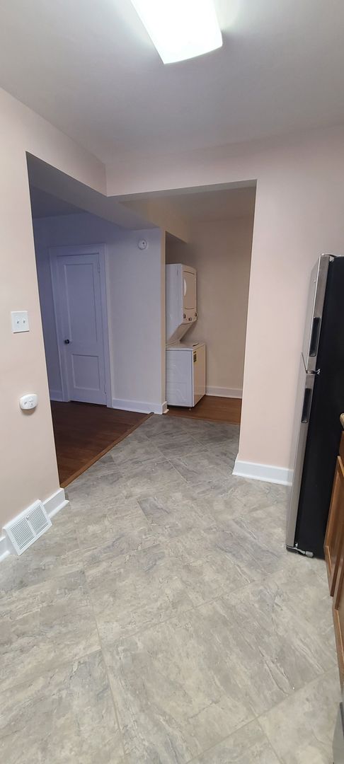 715 Wisteria Associates LLC
