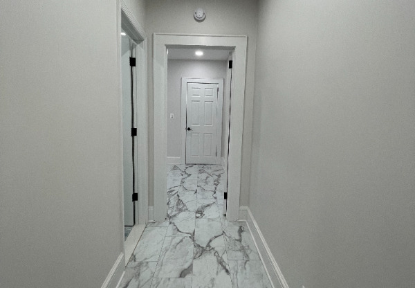 121 LINDEN RD