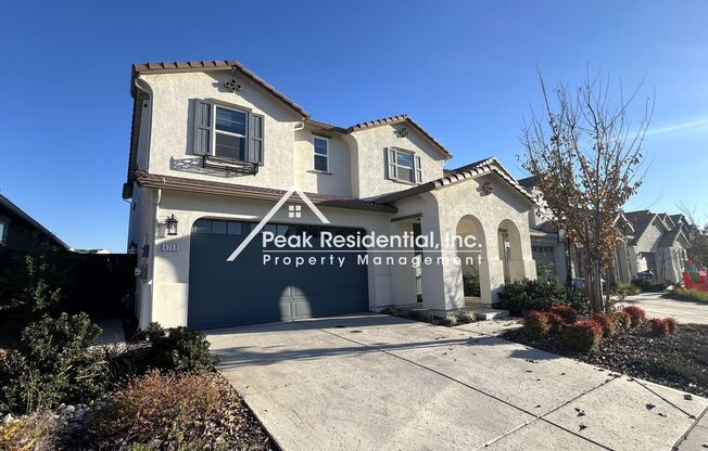 Spacious 5bd/3ba Folsom Home!