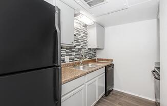 1 bed, 1 bath, 682 sqft, $1,075