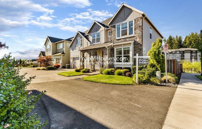 Stunning Four Bedroom Home In NW Portland W/ Bonus Rooms!