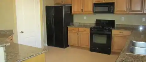 6334 CLIMBING VINE AVE