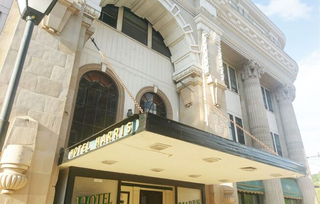 Harris Hotel