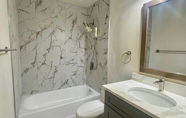 Studio, 1 bath, 552 sqft, $1,549, Unit 201