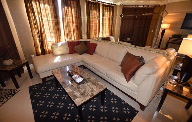 Meridian - Luxury 2 Bed | 2 Bath Condo