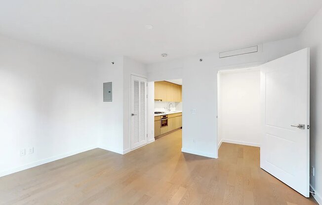 Studio, 1 bath, $3,360, Unit 5M