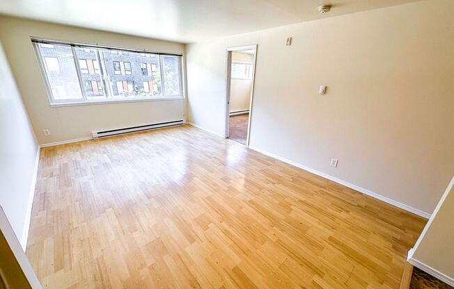 2 beds, 1 bath, 675 sqft, $2,295, Unit 202