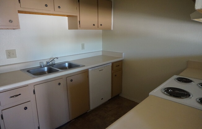 2 beds, 1.5 baths, $1,250