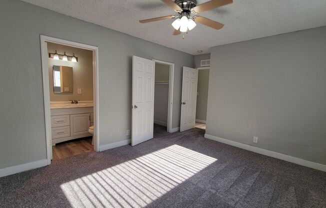 2 beds, 2 baths, 1,000 sqft, $2,650, Unit B44