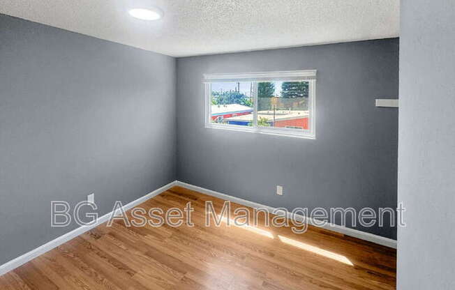 1610 SANFORD AVE