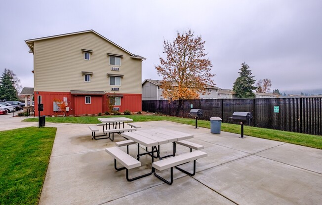 2 beds, 2 baths, $1,495, Unit 1956-F227