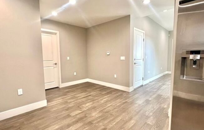 Beautiful 4 bedroom 3 Bathroom home - Covina